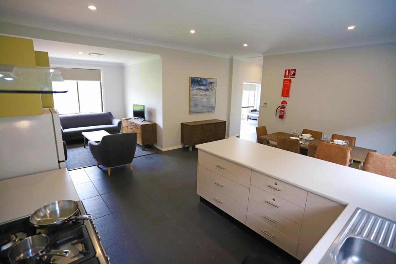 Eastend Studio Apartments Dubbo Esterno foto